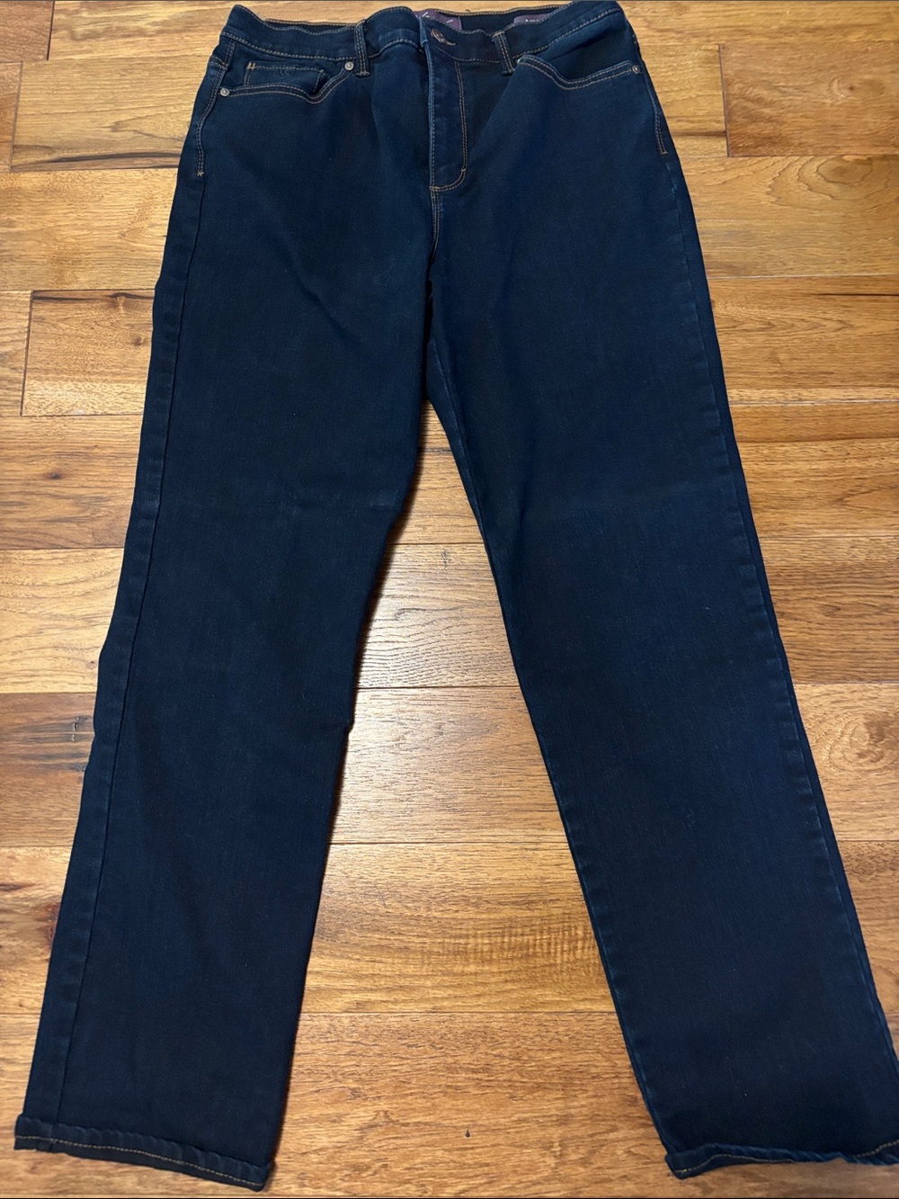 Gloria Vanderbilt Amanda Straight Leg Jeans in Dark Blue